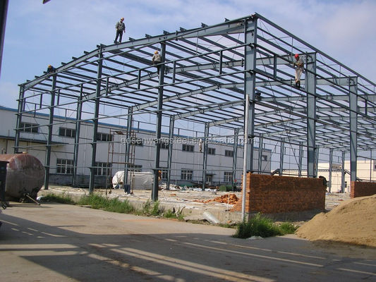 Résistant aux intempéries Acier préfabriqué Ateliers de construction Entrepôt PEB Bâtiment métallique