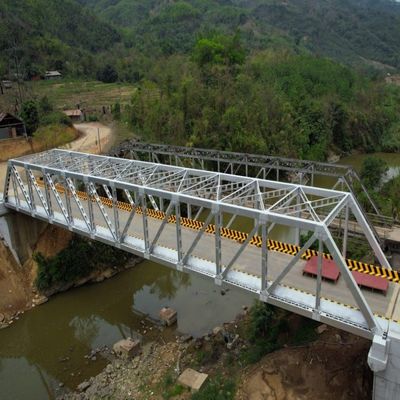 Résistance au feu dépend des revêtements ignifuges Structure d'acier appliquée Pont Solution de construction durable pour les projets d'infrastructure