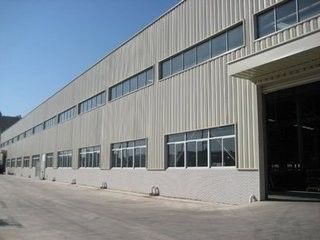 Construction en acier personnalisable moderne