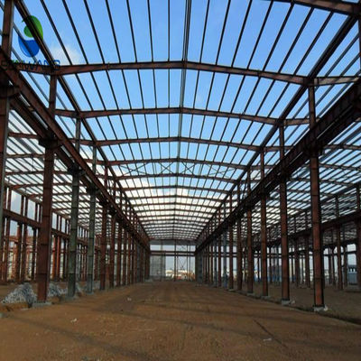 Bâtiment de stockage en acier pour des solutions de stockage sûres et durables Porte en acier galvanisée ou peinte