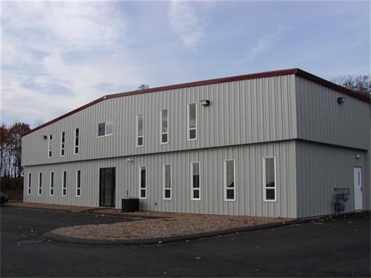 Bâtiment d'ingénierie en acier sur mesure avec revêtement galvanisé à chaud et colonnes en acier H soudés