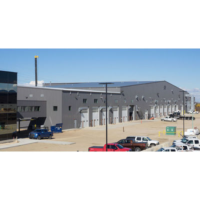 Fondation en béton entrepôt métallique préfabriqué