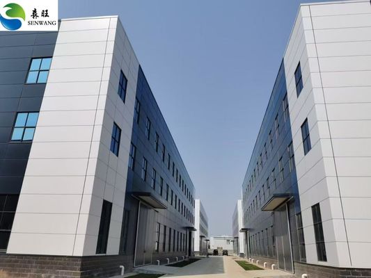 Grand hangar d'espace préfabriqué entrepôt de structure en acier à large étendue de qualité durable Q235B