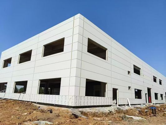 Atelier d'entrepôt d'usine préfabriqué moderne personnalisé en structure d'acier