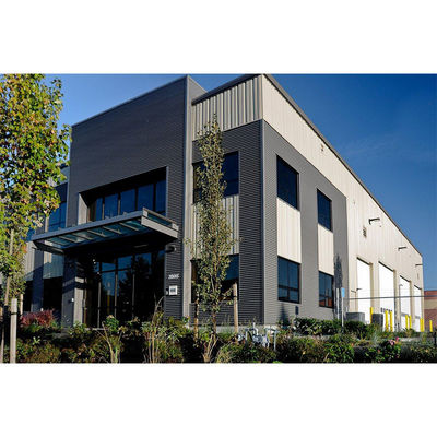 ISO 9001 / CE bâtiment de l'usine préfabriqué de cadre métallique avec assemblage facile entrepôt de structure intégrée en acier multifonctionnel