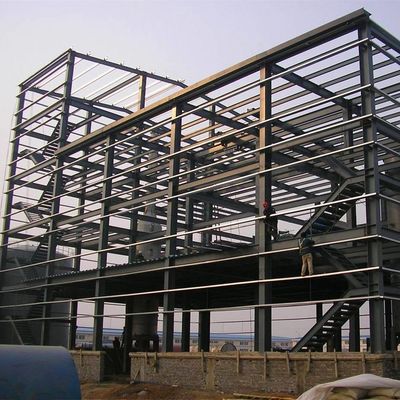 Construction d'entrepôt en acier polyvalent pour la logistique industrielle
