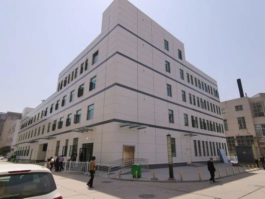 Entrepôt de structure en acier à tuyau vers le bas de diamètre pour les besoins des clients et méthode multi-slope