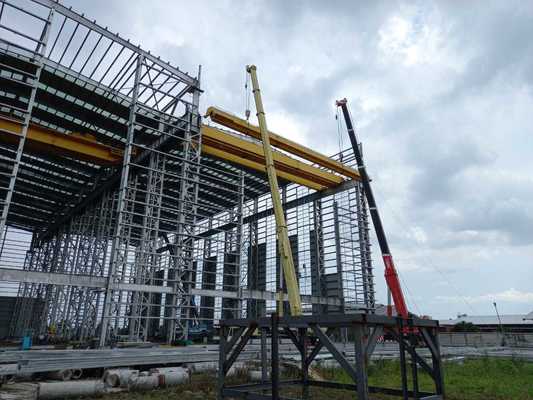 Atelier de construction sismique en acier à 9 points avec cadre principal en acier léger Q355 et courte période de construction