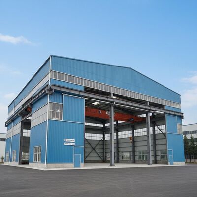Bâtiment modulaire en acier léger avec des caractéristiques personnalisables permettant un déploiement rapide et des configurations de bâtiment adaptables