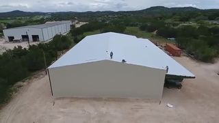 Solutions d'entrepôt à structure métallique durable